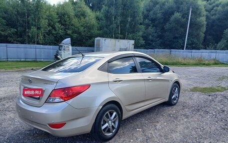 Hyundai Solaris II рестайлинг, 2011 год, 735 000 рублей, 6 фотография