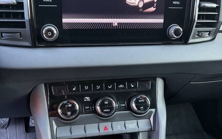 Skoda Karoq I, 2021 год, 2 200 000 рублей, 8 фотография