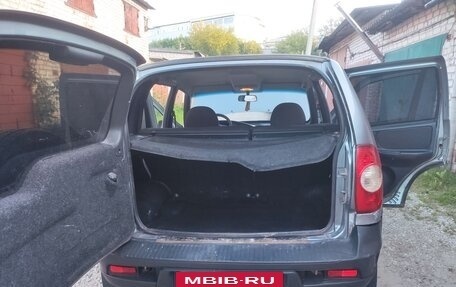Chevrolet Niva I рестайлинг, 2011 год, 310 000 рублей, 18 фотография