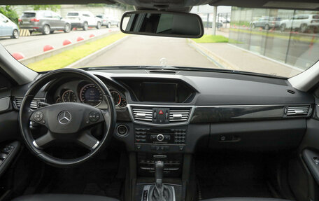 Mercedes-Benz E-Класс, 2010 год, 1 599 000 рублей, 12 фотография