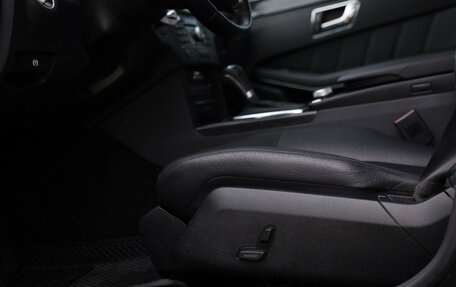 Mercedes-Benz E-Класс, 2010 год, 1 599 000 рублей, 24 фотография