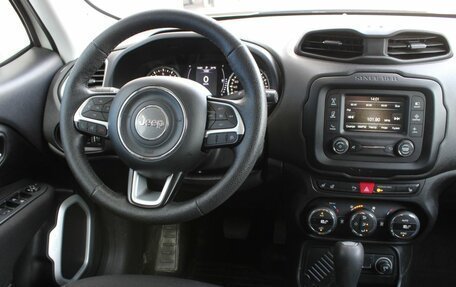 Jeep Renegade I рестайлинг, 2017 год, 1 390 000 рублей, 17 фотография
