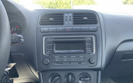 Volkswagen Polo VI (EU Market), 2014 год, 989 000 рублей, 14 фотография
