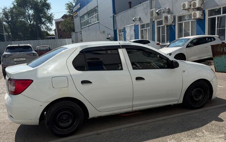 Renault Logan II, 2016 год, 300 000 рублей, 3 фотография