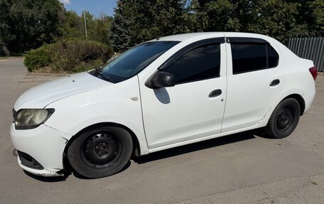 Renault Logan II, 2016 год, 300 000 рублей, 5 фотография