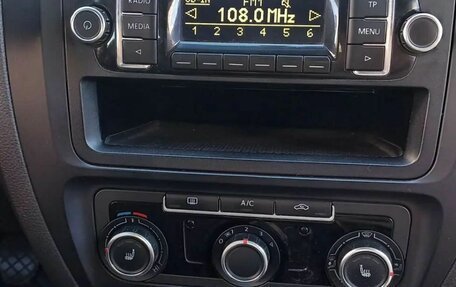 Volkswagen Jetta VI, 2012 год, 780 000 рублей, 12 фотография