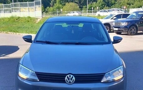 Volkswagen Jetta VI, 2012 год, 780 000 рублей, 2 фотография