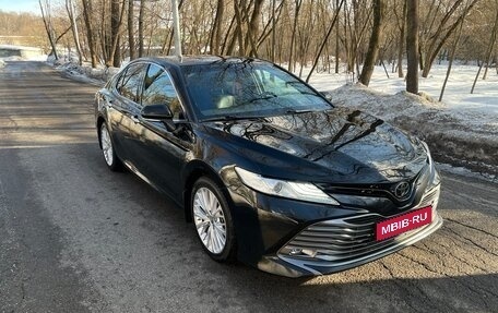 Toyota Camry, 2020 год, 2 950 000 рублей, 1 фотография