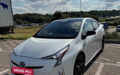 Toyota Prius IV XW50, 2017 год, 1 700 000 рублей, 15 фотография