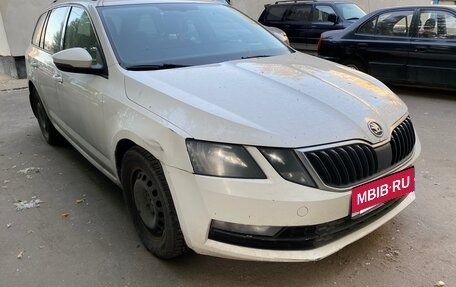 Skoda Octavia, 2017 год, 1 500 000 рублей, 2 фотография