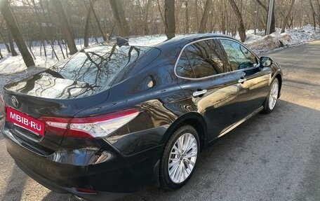 Toyota Camry, 2020 год, 2 950 000 рублей, 2 фотография
