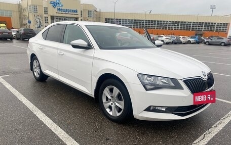Skoda Superb III рестайлинг, 2016 год, 1 540 000 рублей, 2 фотография