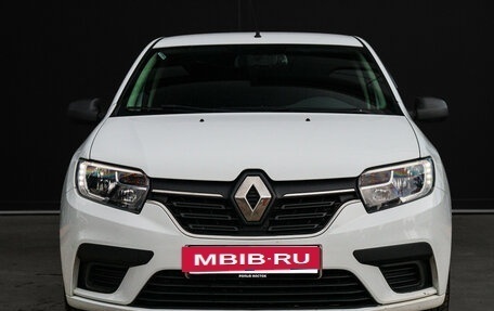 Renault Logan II, 2018 год, 650 000 рублей, 3 фотография
