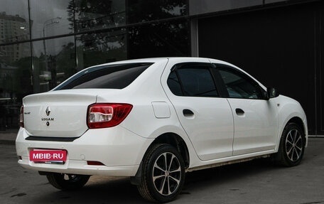 Renault Logan II, 2018 год, 650 000 рублей, 5 фотография