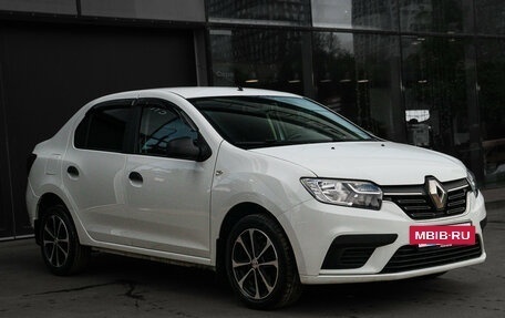 Renault Logan II, 2018 год, 650 000 рублей, 4 фотография