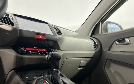KIA Sportage III, 2010 год, 1 070 000 рублей, 19 фотография