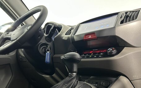 KIA Sportage III, 2010 год, 1 070 000 рублей, 24 фотография