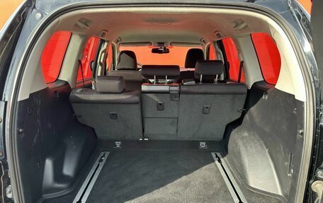 Toyota Land Cruiser Prado 150 рестайлинг 2, 2015 год, 3 260 000 рублей, 9 фотография