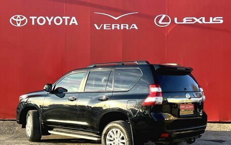 Toyota Land Cruiser Prado 150 рестайлинг 2, 2015 год, 3 260 000 рублей, 3 фотография