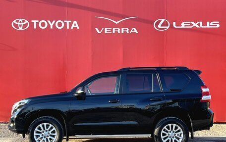 Toyota Land Cruiser Prado 150 рестайлинг 2, 2015 год, 3 260 000 рублей, 2 фотография