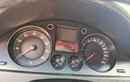 Volkswagen Passat B6, 2006 год, 750 000 рублей, 11 фотография