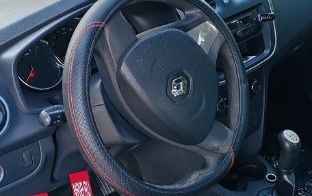 Renault Logan II, 2014 год, 330 000 рублей, 6 фотография