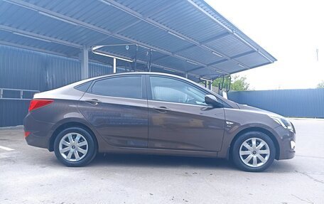 Hyundai Solaris II рестайлинг, 2015 год, 875 000 рублей, 7 фотография