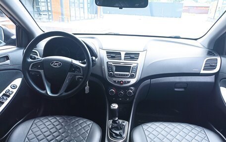 Hyundai Solaris II рестайлинг, 2015 год, 875 000 рублей, 15 фотография