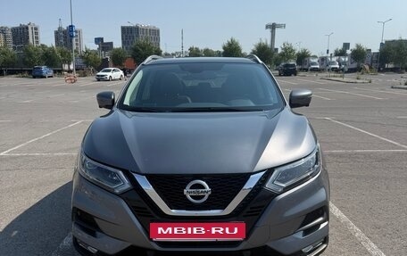 Nissan Qashqai, 2020 год, 2 000 000 рублей, 2 фотография