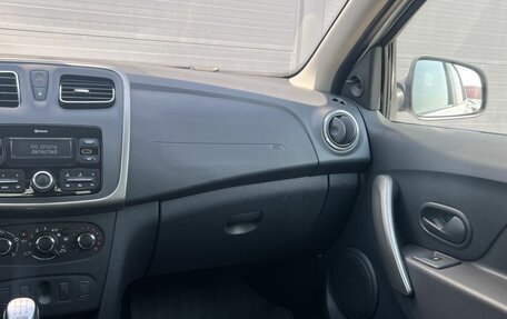 Renault Logan II, 2020 год, 625 000 рублей, 17 фотография