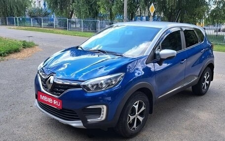 Renault Kaptur I рестайлинг, 2022 год, 1 670 000 рублей, 1 фотография