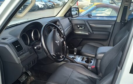 Mitsubishi Pajero IV, 2013 год, 2 150 000 рублей, 7 фотография
