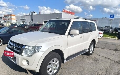 Mitsubishi Pajero IV, 2013 год, 2 150 000 рублей, 15 фотография