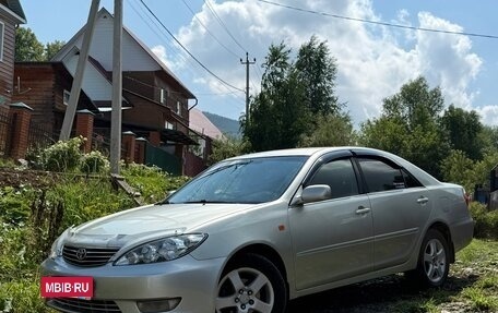 Toyota Camry V40, 2005 год, 780 000 рублей, 2 фотография