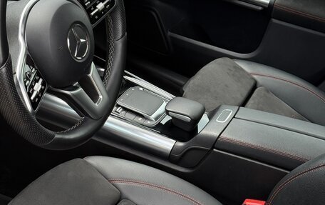 Mercedes-Benz GLA, 2020 год, 3 625 000 рублей, 12 фотография