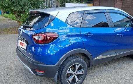 Renault Kaptur I рестайлинг, 2022 год, 1 670 000 рублей, 6 фотография