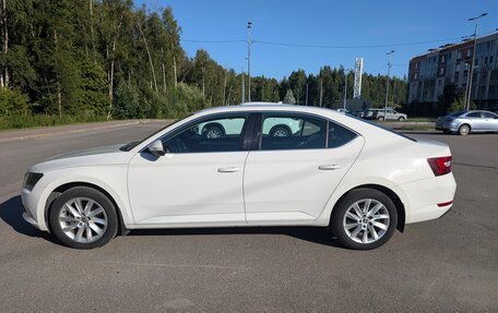 Skoda Superb III рестайлинг, 2018 год, 2 150 000 рублей, 3 фотография