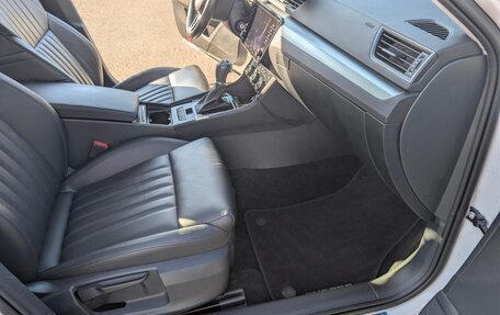 Skoda Superb III рестайлинг, 2018 год, 2 150 000 рублей, 17 фотография