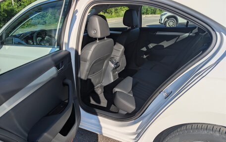 Skoda Superb III рестайлинг, 2018 год, 2 150 000 рублей, 13 фотография