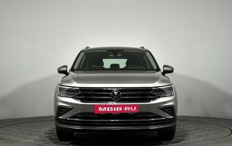 Volkswagen Tiguan II, 2021 год, 2 235 000 рублей, 3 фотография