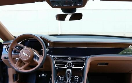 Bentley Flying Spur, 2021 год, 24 950 000 рублей, 11 фотография