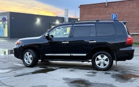 Toyota Land Cruiser 200, 2012 год, 3 300 000 рублей, 7 фотография