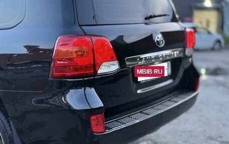 Toyota Land Cruiser 200, 2012 год, 3 300 000 рублей, 8 фотография