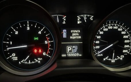 Toyota Land Cruiser 200, 2012 год, 3 300 000 рублей, 28 фотография