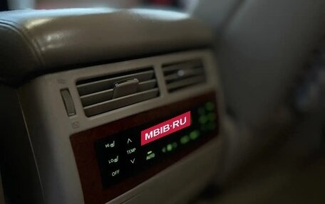Toyota Land Cruiser 200, 2012 год, 3 300 000 рублей, 25 фотография
