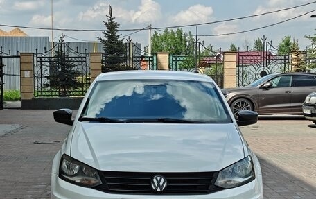 Volkswagen Polo VI (EU Market), 2018 год, 930 000 рублей, 1 фотография