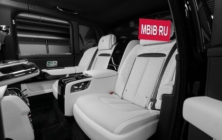 Rolls-Royce Cullinan, 2026 год, 78 500 000 рублей, 23 фотография