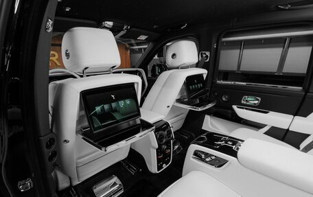 Rolls-Royce Cullinan, 2026 год, 78 500 000 рублей, 33 фотография