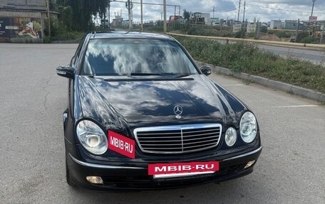 Mercedes-Benz E-Класс, 2003 год, 950 000 рублей, 2 фотография