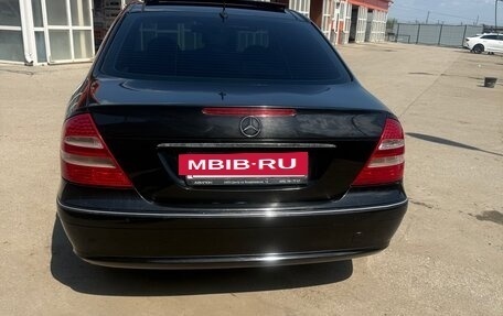 Mercedes-Benz E-Класс, 2003 год, 950 000 рублей, 15 фотография